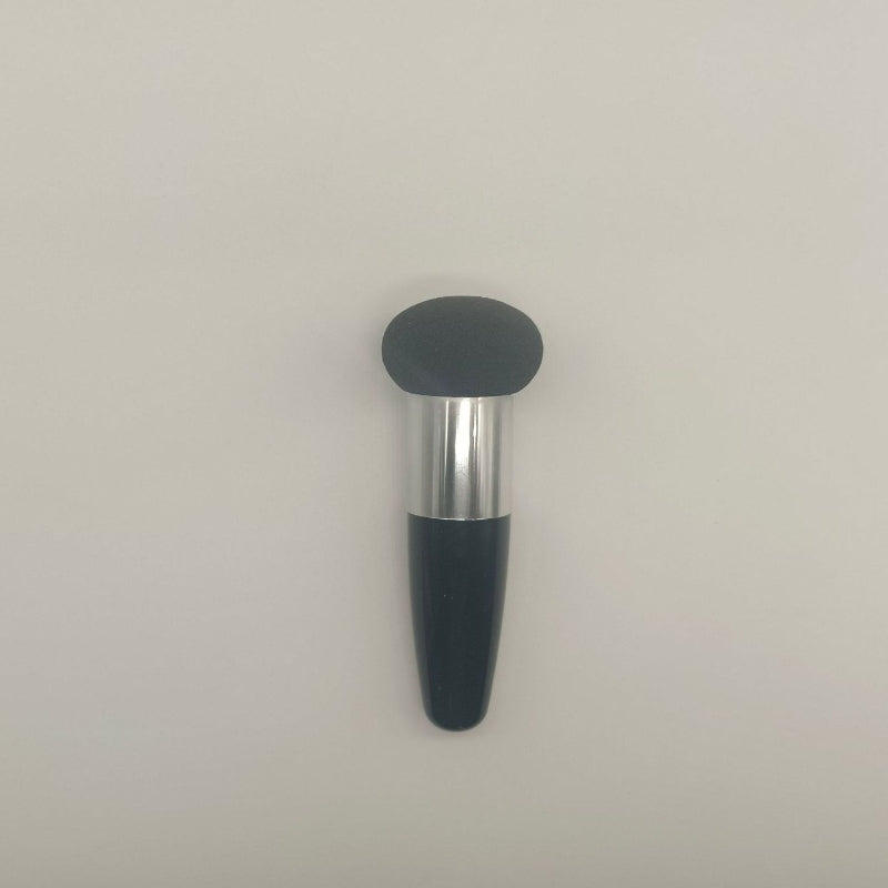 Foundation Makeup Brush with Handle, Mushroom Stick